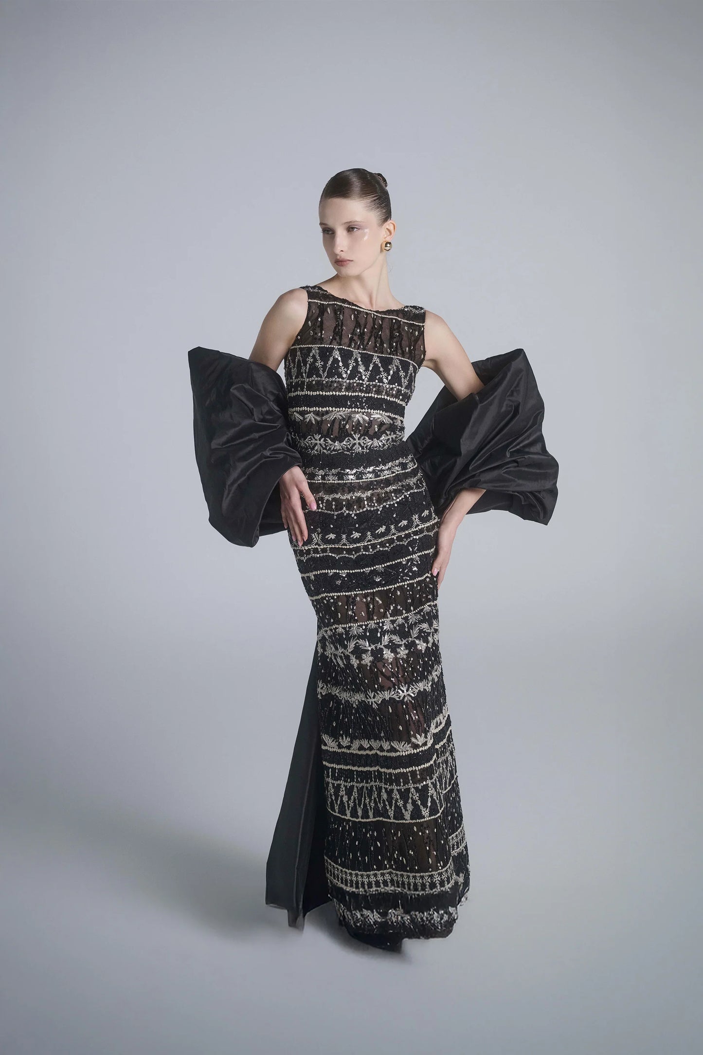 Saiid kobeisy SKU: RTWFW25-DR-40Jblkslvr36