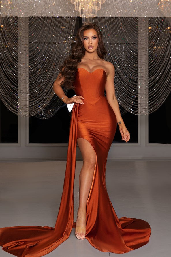 Orange dress with a plunging draped neckline and cut out back – Zwaan